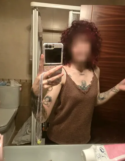 Anja, 36