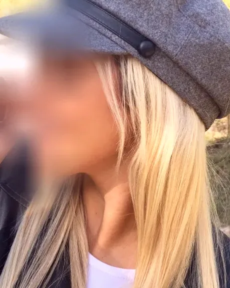 Carla, 31