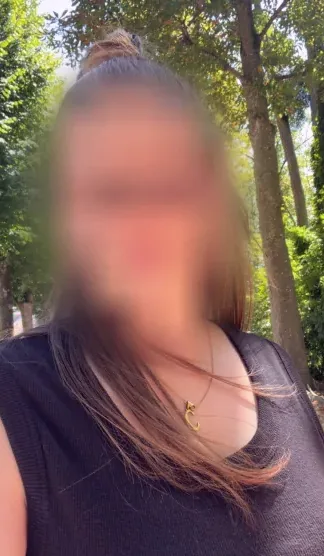 Hannah, 29