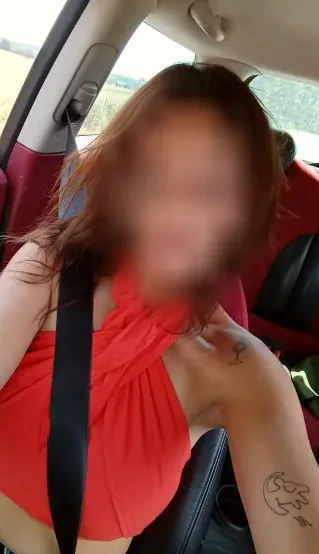 Janina, 32