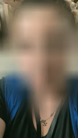 Luisa, 30