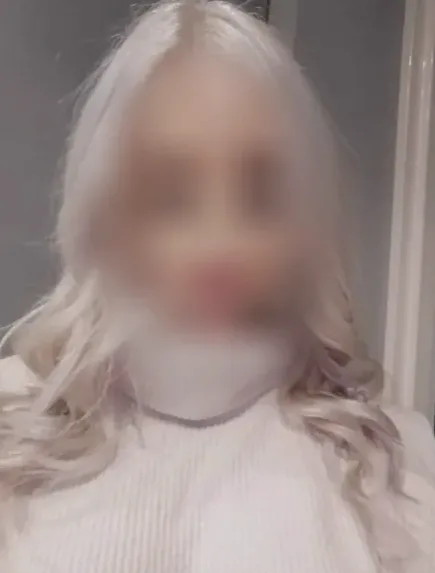 Marina, 30