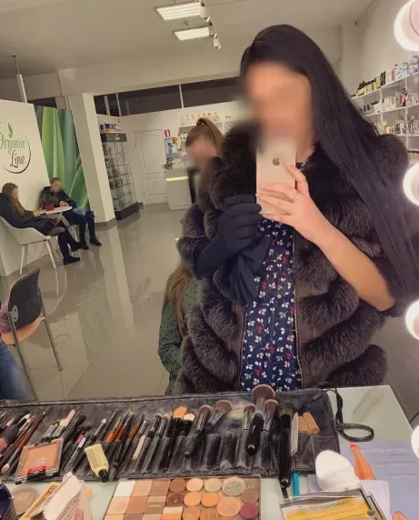 Mia, 39
