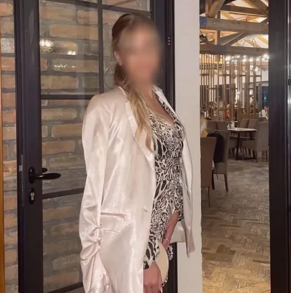Sophia, 25
