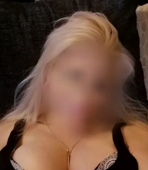 Tanja, 37